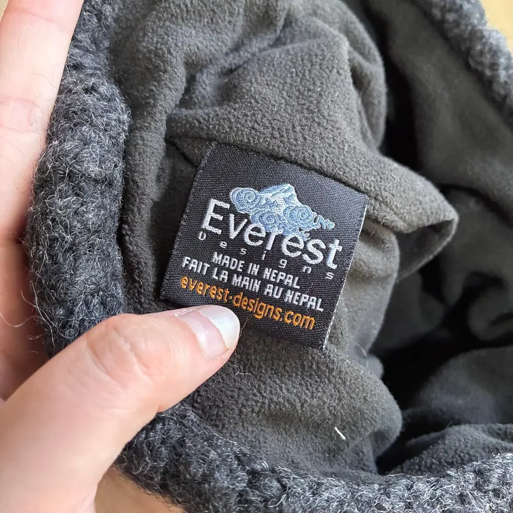 Everest Designs 100% wool hat gray black knit beanie made in nepal one size